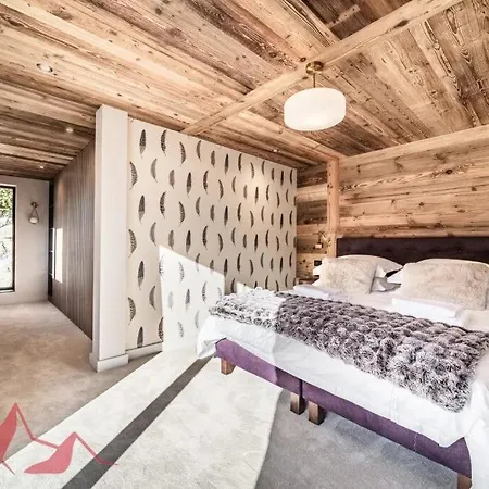 Charming In Holiday home *